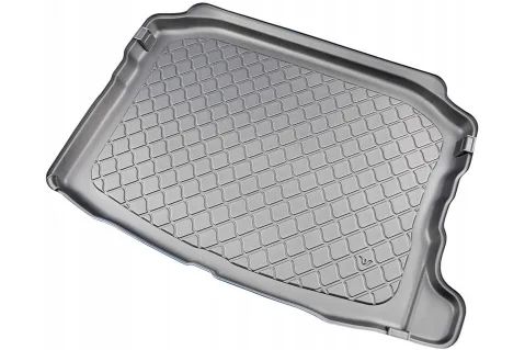 Стелка за багажник Aristar за Seat Leon (2020+) - Хечбек - lower boot