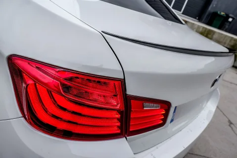 Спойлер за багажник за BMW 5 Серия F10 (2010-2016) - M5 Style - черен гланц Спойлер за багажник за BMW 5 Серия F10 (2010-2016) - M5 Style - черен гланц