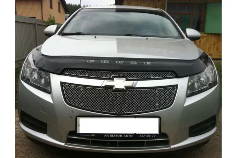 Дефлектор за преден капак Vip Tuning за Chevrolet Cruze (2002-2007)