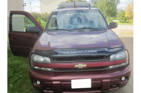 Дефлектор за преден капак Vip Tuning за Chevrolet Trailblazer (2002-2011)