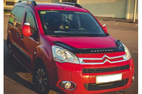 Дефлектор за преден капак Vip Tuning за Citroen Berlingo (2008-2018)