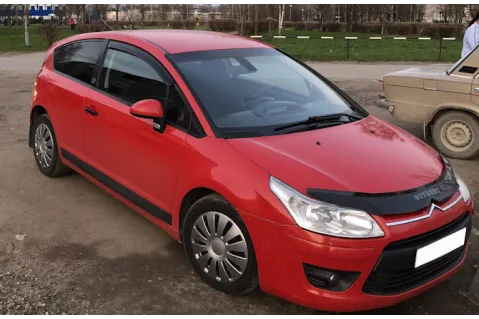 Дефлектор за преден капак Vip Tuning за Citroen C4 (2008-2010)