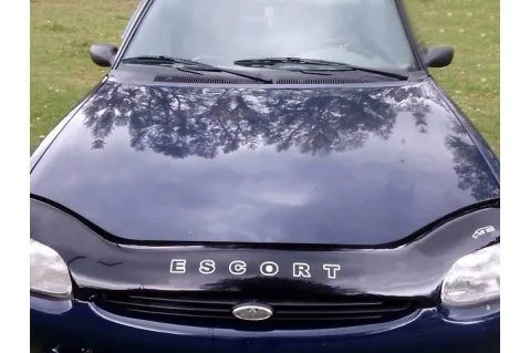 Дефлектор за преден капак Vip Tuning за Ford Escort (1995-2000)