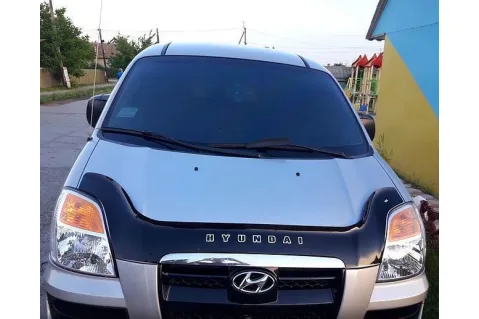 Дефлектор за преден капак Vip Tuning за Hyundai H1 (2004-2007)