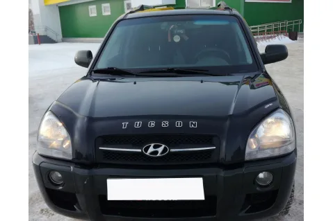 Дефлектор за преден капак Vip Tuning за Hyundai Tucson (2004-2009)