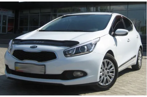 Дефлектор за преден капак Vip Tuning за Kia Ceed (2012-2017)