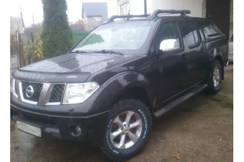 Дефлектор за преден капак Vip Tuning за Nissan Navara (2005-2012)