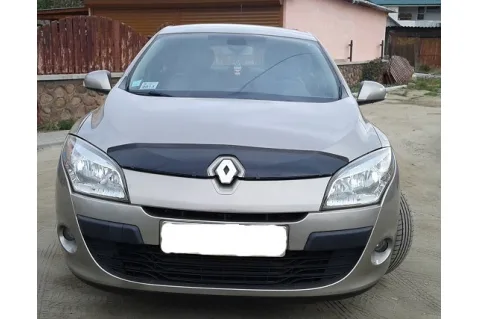 Дефлектор за преден капак Vip Tuning за Renault Megane (2008-2014) - къс