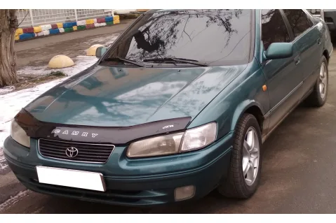 Дефлектор за преден капак Vip Tuning за Toyota Camry (1996-2001)