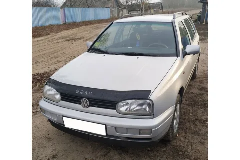 Дефлектор за преден капак Vip Tuning за VW Golf 3 (1991-1997)