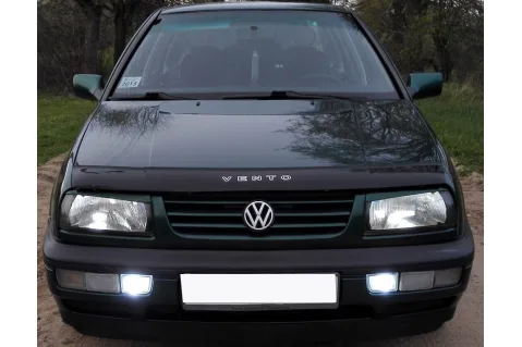 Дефлектор за преден капак Vip Tuning за VW Vento (1992-1998)