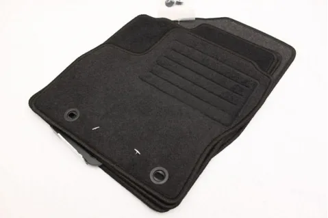 Мокетни стелки Petex за Ford Kuga (2008-2011)