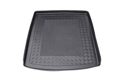 Стелка за багажник Aristar за Audi Q7 (2006-2015) 5/7 seats (3rd row pulled down) / narrow version for models with rails fing system