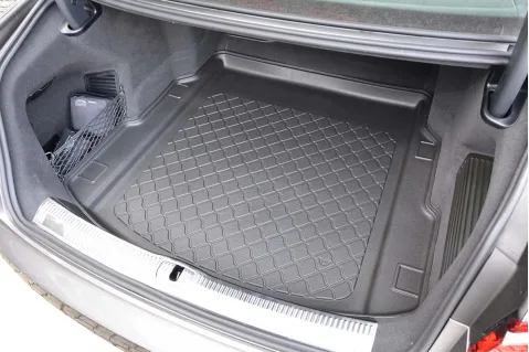 Стелка за багажник Aristar за Ford Kuga II SUV (2013-2019) - 5d