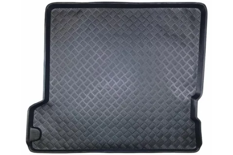 Стелка за багажник Rezaw-Plast за Nissan Patrol (2004+) - 5 doors Стелка за багажник Rezaw-Plast за Nissan Patrol (2004+) - 5 doors