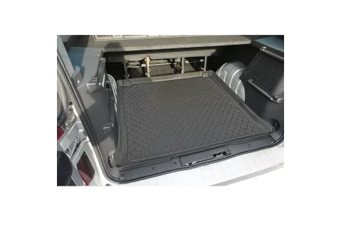 Стелка за багажник Aristar за Renault Trafic III (2014+)