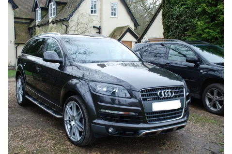 Степенки за Audi Q5 (2008-2013) Степенки за Audi Q5 (2008-2013)