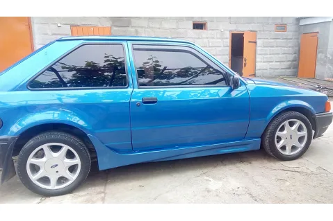 Ветробрани HEKO за Ford Escort (1986-1990)