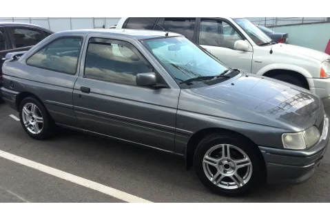 Ветробрани HEKO за Ford Escort (1990-2000) - 3D