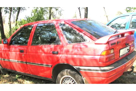 Ветробрани HEKO за Ford Escort (1990-2001) Ветробрани HEKO за Ford Escort (1990-2001)