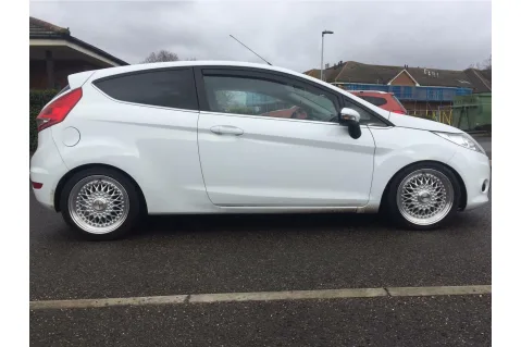 Ветробрани HEKO за Ford Fiesta (2008-2017) - 3D Ветробрани HEKO за Ford Fiesta (2008-2017) - 3D