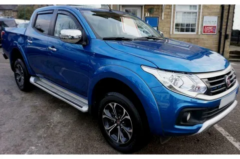 Ветробрани HEKO за Mitsubishi L200 (2015-2019) Ветробрани HEKO за Mitsubishi L200 (2015-2019)