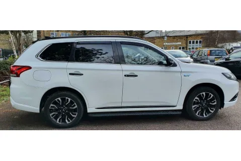 Ветробрани HEKO за Mitsubishi Outlander (2012-2021)
