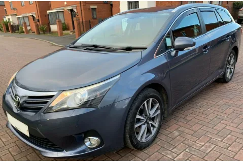 Ветробрани HEKO за Toyota Avensis (2009-2018) - Combi
