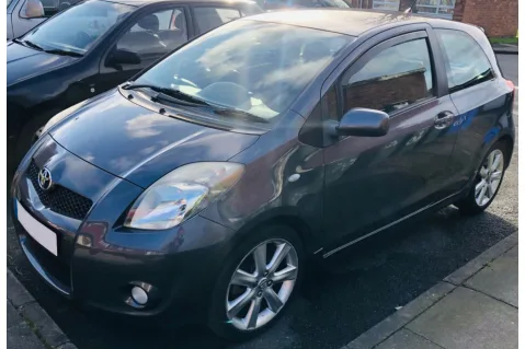 Ветробрани HEKO за Toyota Yaris (2005-2011)