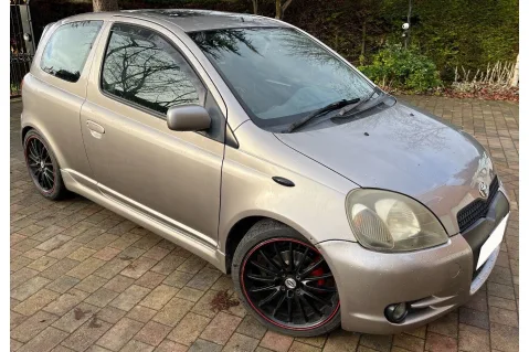 Ветробрани HEKO за Toyota Yaris (1999-2001) - 3D